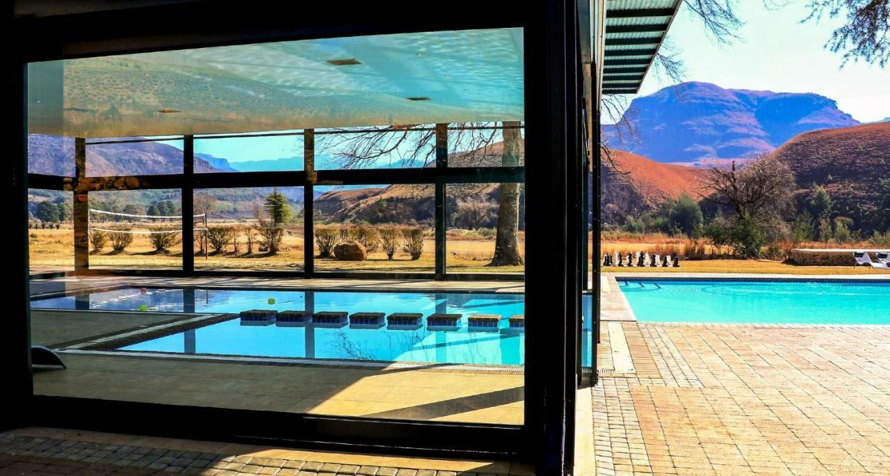 Premier Resort Sani Pass Himeville Esterno foto