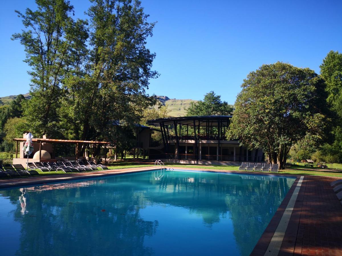 Premier Resort Sani Pass Himeville Esterno foto